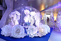 スノードームで自分が小さくなったような不思議体験を（無料）