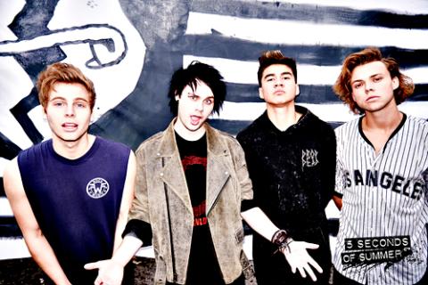 ５ ＳＥＣＯＮＤＳ ＯＦ ＳＵＭＭＥＲ (ファイヴセカンズオブサマー