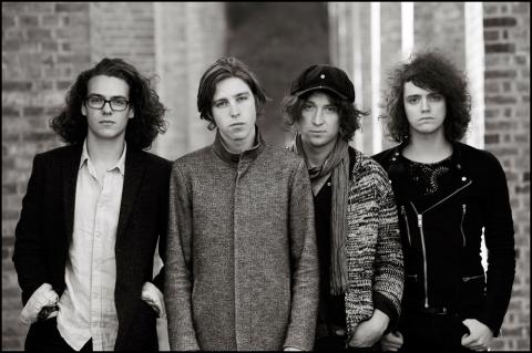 CATFISH AND THE BOTTLEMEN CATFISH AND THE BOTTLEMEN