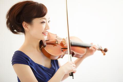 礒絵里子 礒絵里子