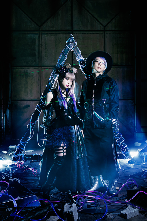GARNiDELiA GARNiDELiA