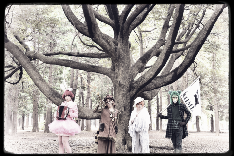MIMIZUQ主催EVENT TOUR「ナミダの森の木の下で」 MIMIZUQ主催EVENT TOUR「ナミダの森の木の下で」