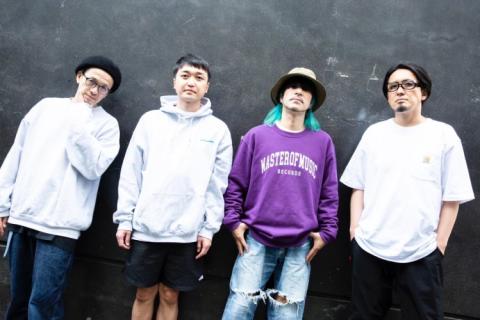 LOW IQ 01 & THE RHYTHM MAKERS PLUS LOW IQ 01 & THE RHYTHM MAKERS PLUS