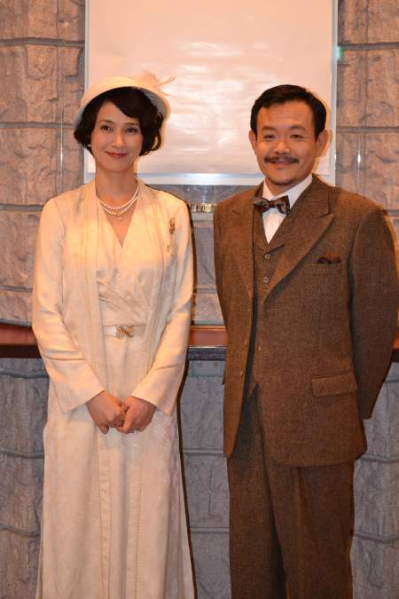 『英国王のスピーチ』会見より (左から安田成美、近藤芳正)