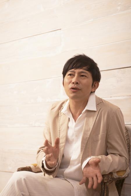 鈴井貴之 (C)2012樹海