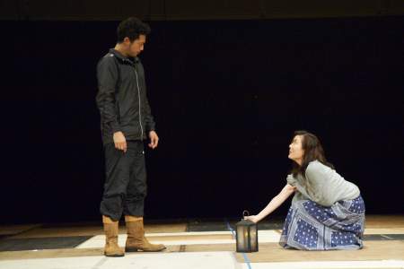 新国立劇場演劇「るつぼ」稽古場より 撮影:吉田タカユキ(SOLTEC)