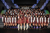 AKB48　(C)AKS