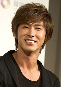WEBドラマ制作発表会に出席した東方神起ユンホ 撮影:イシイノブミ