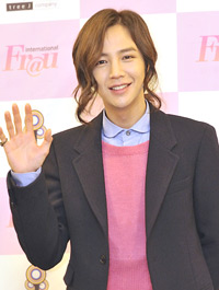 チャン・グンソク　撮影：杉山正直