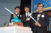 『ドラゴンクエスト展』内覧会より。左から麒麟の田村裕、川島明、堀井雄二