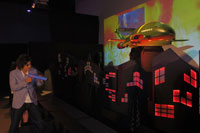 細川茂樹がサンダーバード2号とともに消火活動を体験 (C)ITC