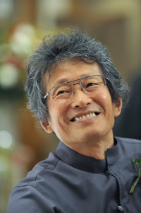 小泉和裕　(c)三好英輔