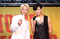 日本デビュー記念イベントを行ったNU'ESTのJR（左）とレン　撮影：韓流ぴあ