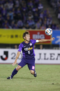 青山敏弘(サンフレッチェ広島) (c)J.LEAGUE PHOTOS