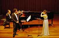 ウニドゥオと角家道子のトリオコンサート