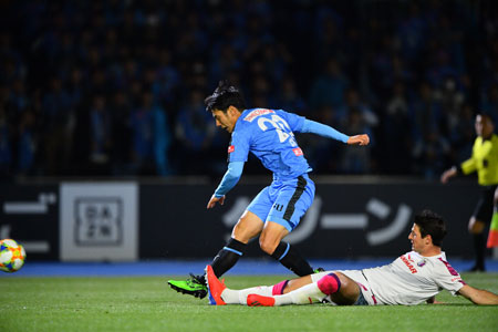 知念慶(川崎フロンターレ) (C)J.LEAGUE