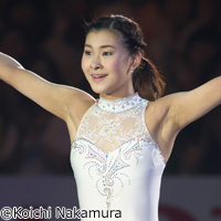 村上佳菜子