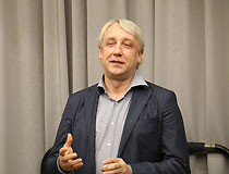 アンドレアス・クリーゲンブルク／新国立劇場オペラ「リゴレット」