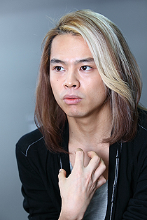 ミュージカル「風を結んで」　中川晃教
