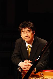 佐藤卓史