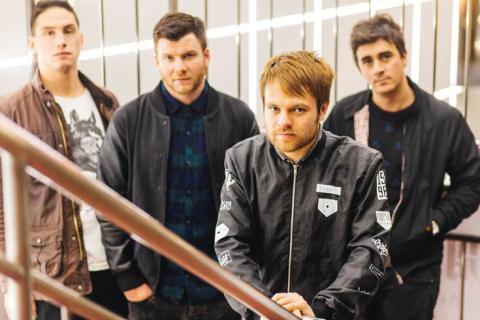 エンター・シカリ