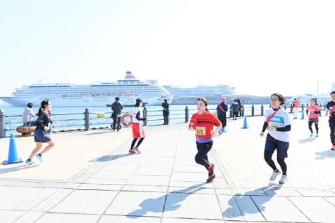 ファンダフルリレーマラソン in 横浜赤レンガ倉庫 2021 feat.パンのフェス