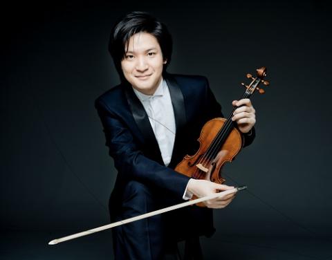 成田達輝