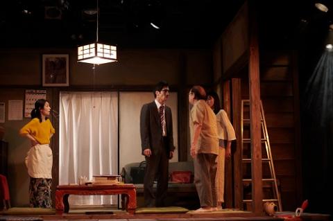 動画配信 ウォーキング スタッフ プロデュース 手の平 チケットぴあ 演劇 演劇のチケット購入 予約