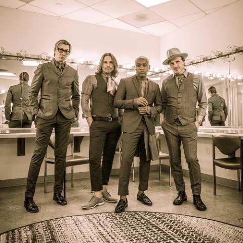 VINTAGE TROUBLE