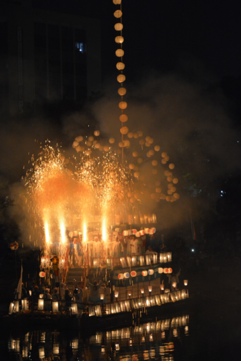 令和6年 岡崎花火大会 菅生まつり 鉾船奉納花火 | チケットぴあ[イベント 祭り・花火大会のチケット購入・予約]