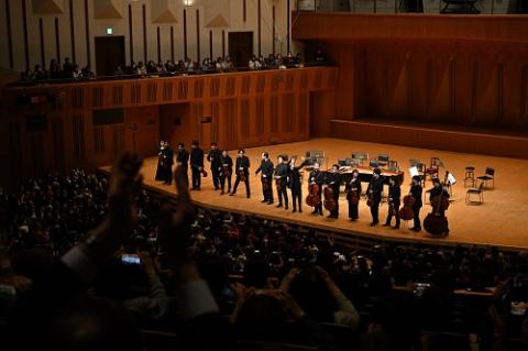 清塚信也 with NHK交響楽団メンバー～カラフル・ミュージック・ツアー～2025 | チケットぴあ[チケット購入・予約]