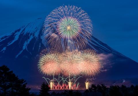 The 絶景花火 「Mt. Fuji」 2025 ～世界花火博～ | チケットぴあ[イベント 祭り・花火大会のチケット購入・予約]