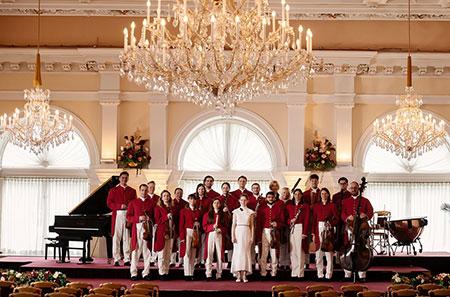 ウィーン・シュトラウス・カペレ ＆ アルマ・ドイチャー ヨハン