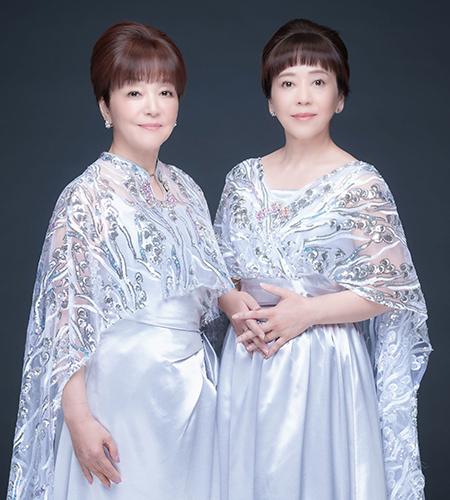【爆売りセール開催中！】 岩崎宏美／岩崎良美(イワサキヒロミイワサキヨシミ) チケット | その他
