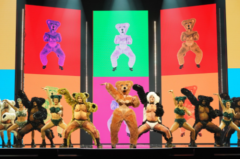 Ｊｅａｎ　Ｐａｕｌ　ＧＡＵＬＴＩＥＲ’Ｓ　ＦＡＳＨＩＯＮ　ＦＲＥＡＫ　ＳＨＯＷ