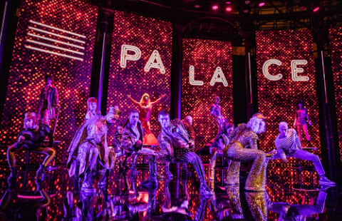 Ｊｅａｎ　Ｐａｕｌ　ＧＡＵＬＴＩＥＲ’Ｓ　ＦＡＳＨＩＯＮ　ＦＲＥＡＫ　ＳＨＯＷ