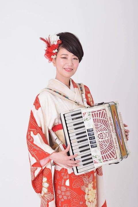 関内寄席　柳家喬太郎　蝶花楼桃花　三遊亭わん丈　三人会