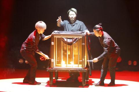 Ｍａｇｉｃ　Ｍｏｍｅｎｔ　Ｓｈｏｗ
