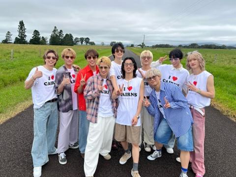 BUDDiiS UtopiiA FC限定盤 飛び出すフォトブック付き 9月18日リリース！1st Mini Album 「UtopiiA」ジャケット写真