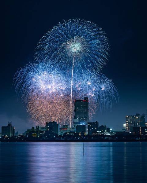 土浦の花火１００周年記念　第９４回土浦全国花火競技大会