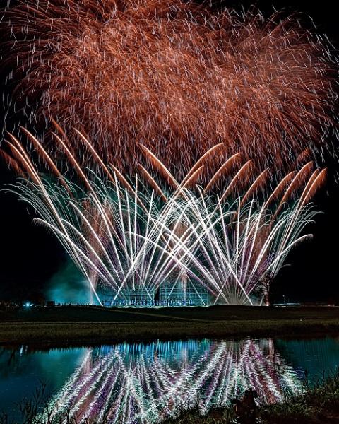 土浦の花火１００周年記念　第９４回土浦全国花火競技大会