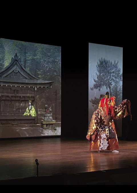 ｎｏｈ　ｐｌａｙ　ＫＡＮＺＡＫＩ　現代美術×能楽