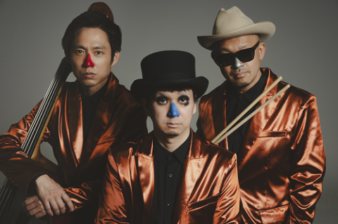 H ZETTRIO