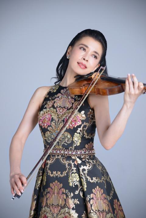 DS presents 川井郁子 オーケストラ響 如月―情熱×雅／ヴァイオリン：川井郁子