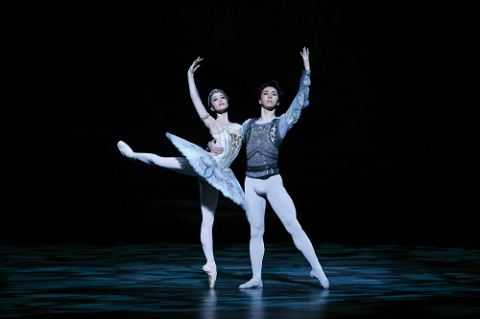 新国立劇場バレエ団「ライモンダ」(シンコクリツゲキジョウバレエダン