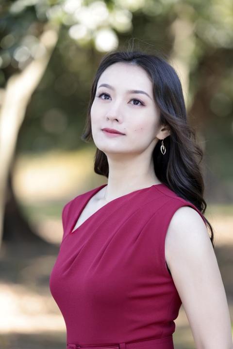 メゾソプラノ：山際きみ佳