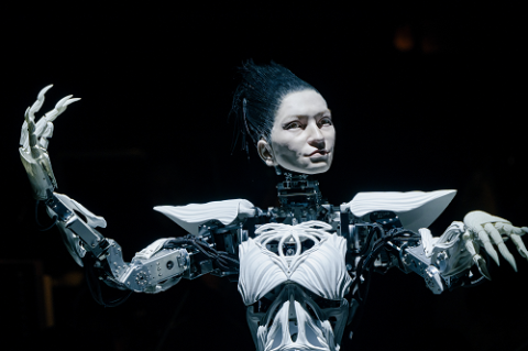 渋谷慶一郎 アンドロイド・オペラ「MIRROR」