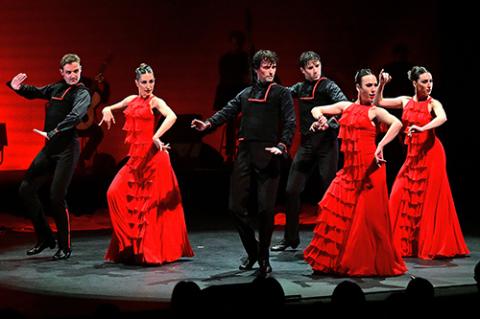 アントニオ・ナハーロ舞踊団『ボレロ』