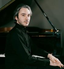 アレクサンダー・ガジェヴ　ピアノ・リサイタル-