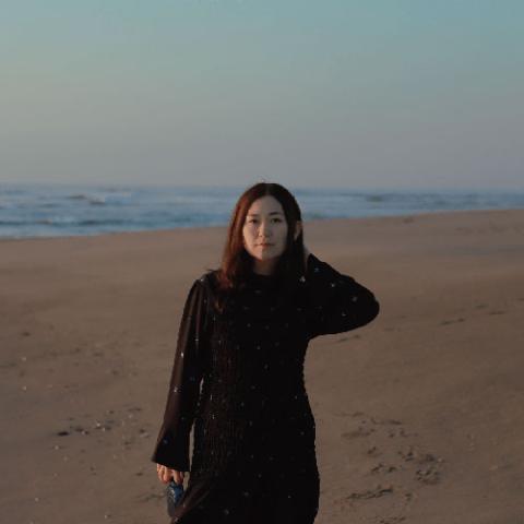 ティーナ・カリーナ